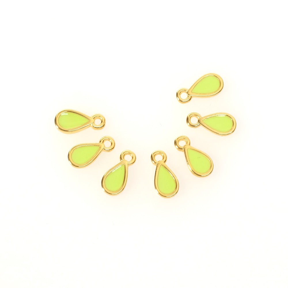 2 Pendentifs gouttes émaillé vert Lime en Zamak doré 24K