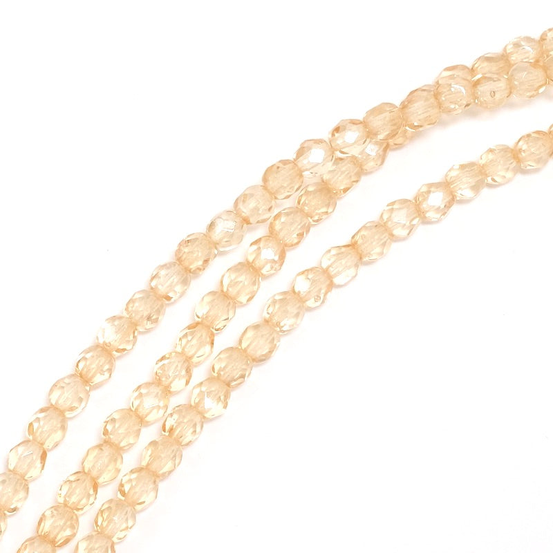 Fil de perles de Bohème rondes facettées beige transparent 4mm