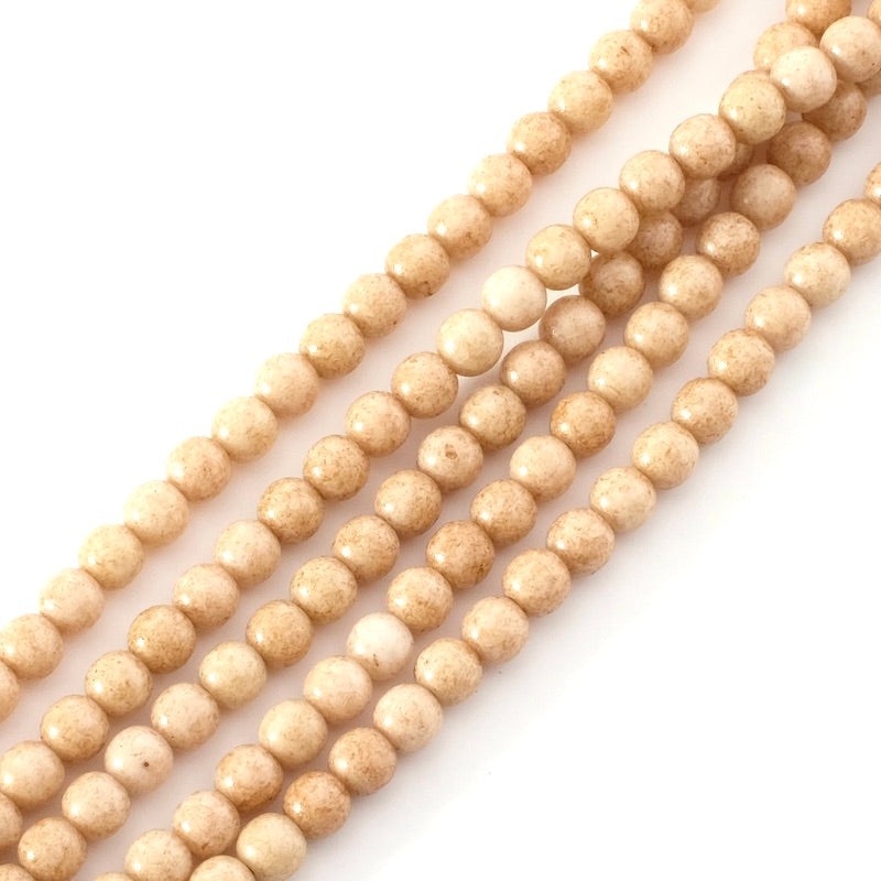 Fil de perles de Bohème rondes 4mm beige