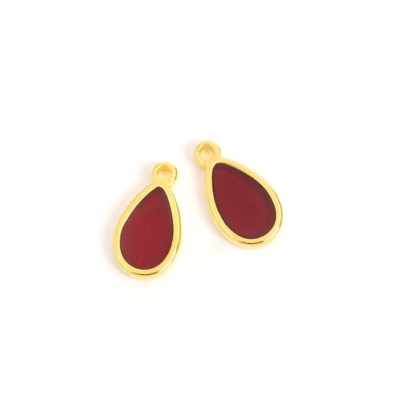 2 Pendentifs gouttes vitraux Rouge en Zamak doré 24K