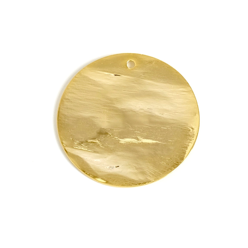 Pendentif martelé 30mm en laiton doré à l&#39;or fin 24K