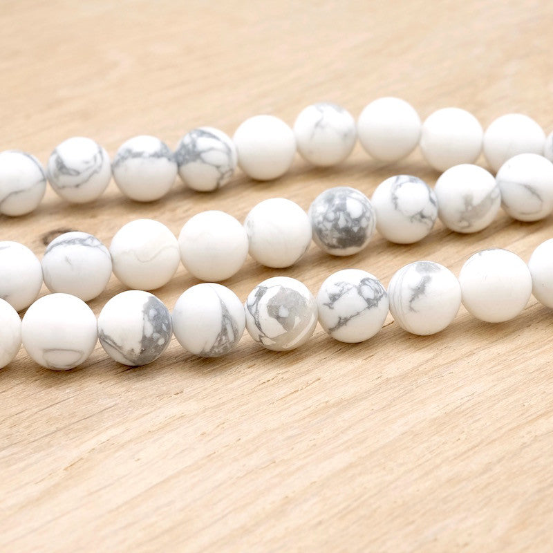 Fil de 22 perles 8mm de Howlite naturelles effet marbré blanc gris 